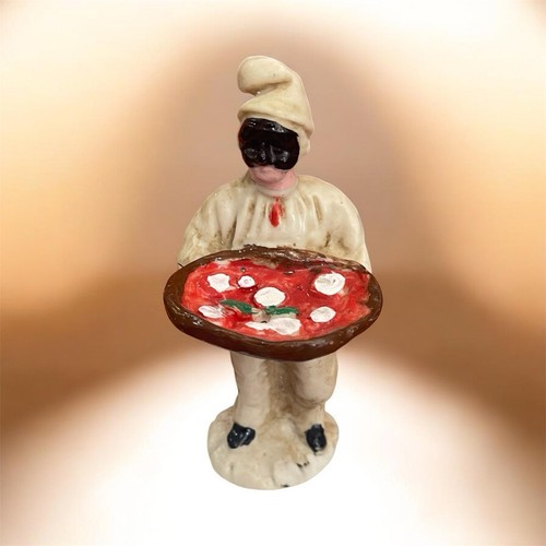 Pulcinella statuetta con pizza - statuetta,